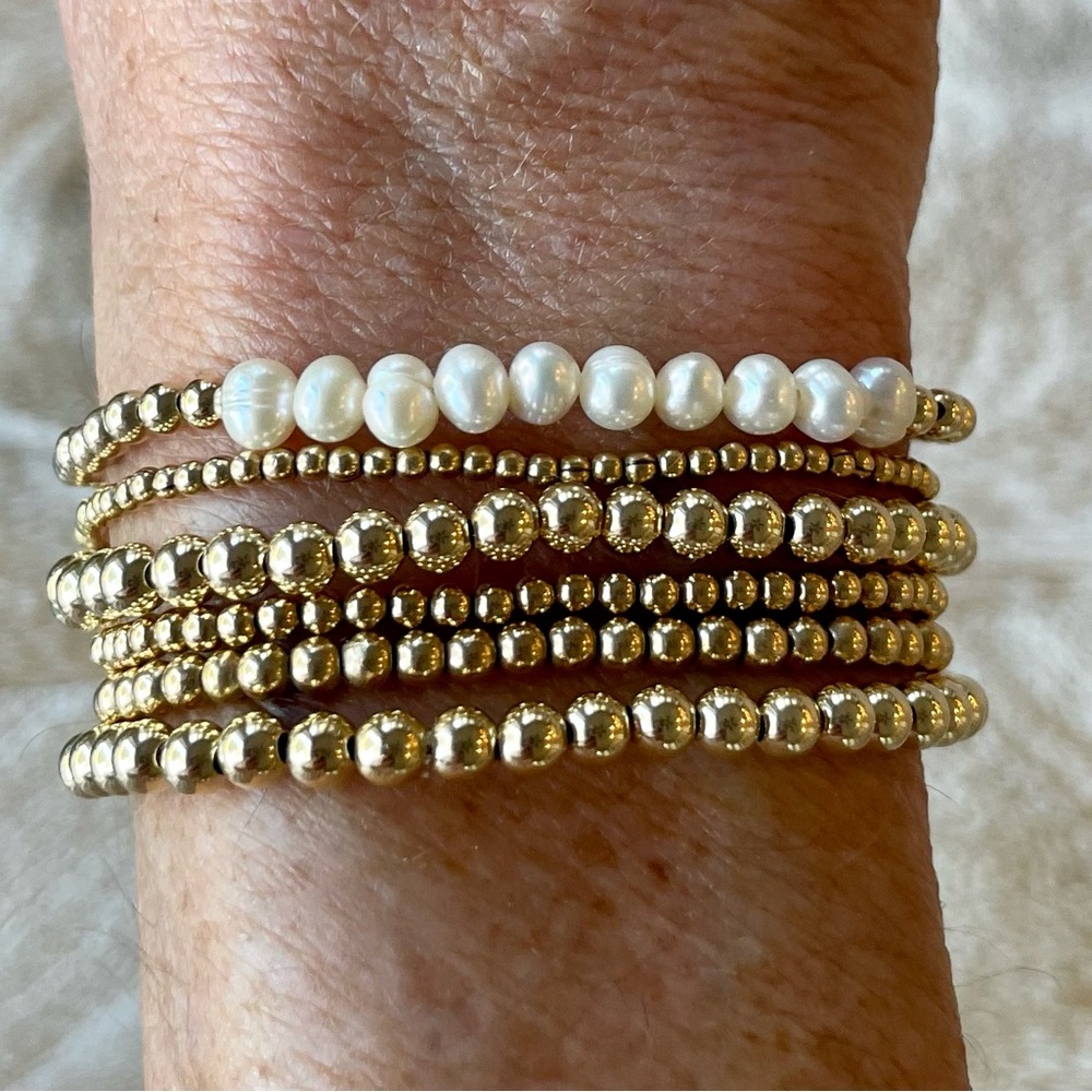 Pearl - Handmade sterling silver bead + freshwater pearl stretch bracelet - Picture 6 of 8